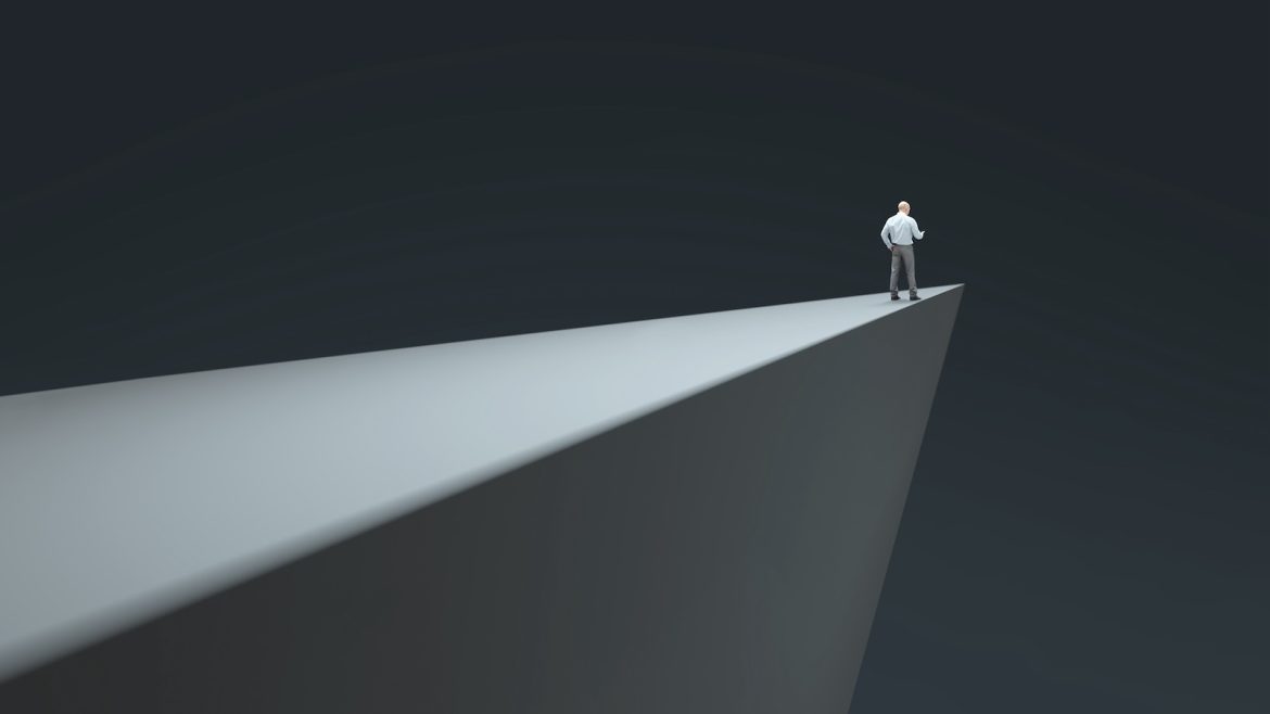 QQQ: Critical Levels to Watch as Nasdaq Teeters on the Edge